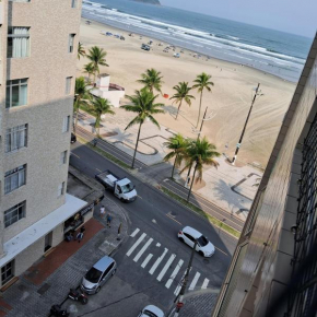Kitnet - Pé na areia é descer e curtir